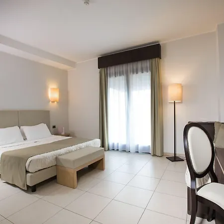 Lu' 4* Carbonia