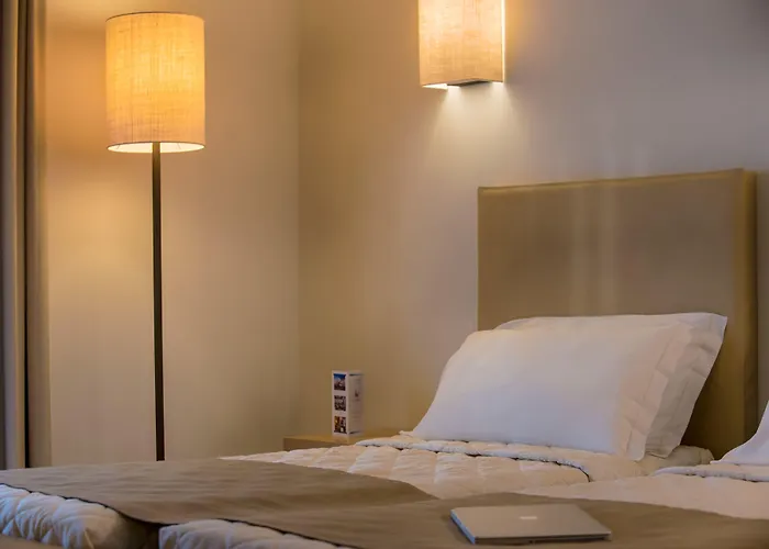 卡尔博尼亚卢酒店 4* 卡尔博尼亚