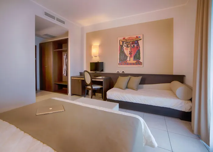 酒店 卡尔博尼亚卢酒店 4*