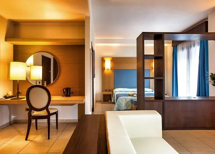 卡尔博尼亚卢酒店